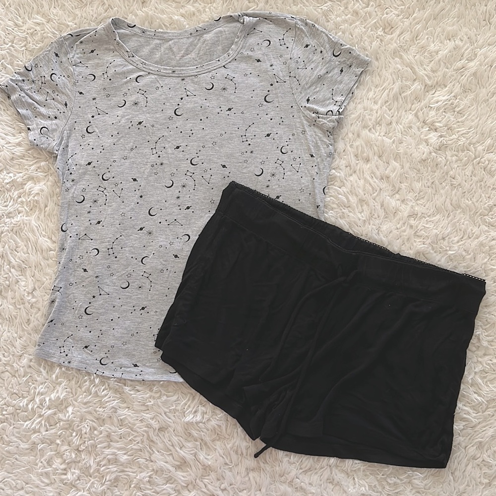 Moon and Space Pajama Set Loungewear Size Large NOBO